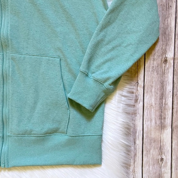 The North Face Women’s Heritage Patch Full Zip Hoodie In Wasabi - Picture 4 of 9